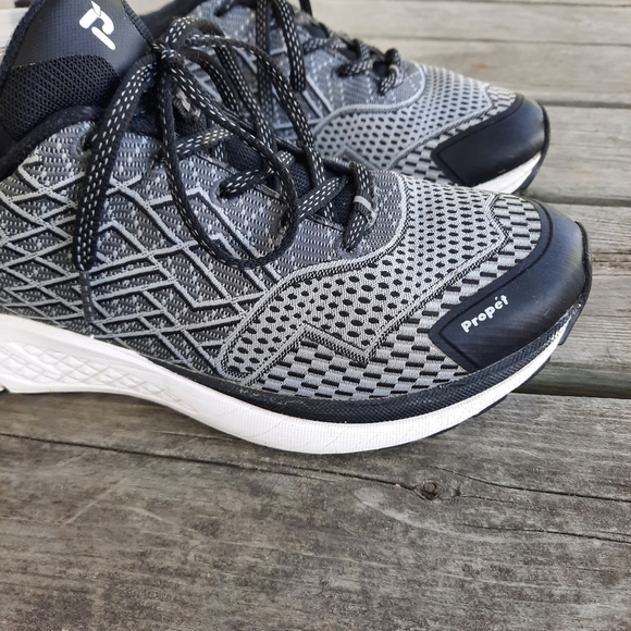 Propet One Walking Active  Black/Silver Therapeutic Comfort Shoes WAA103M Size 9 - Picture 5 of 15